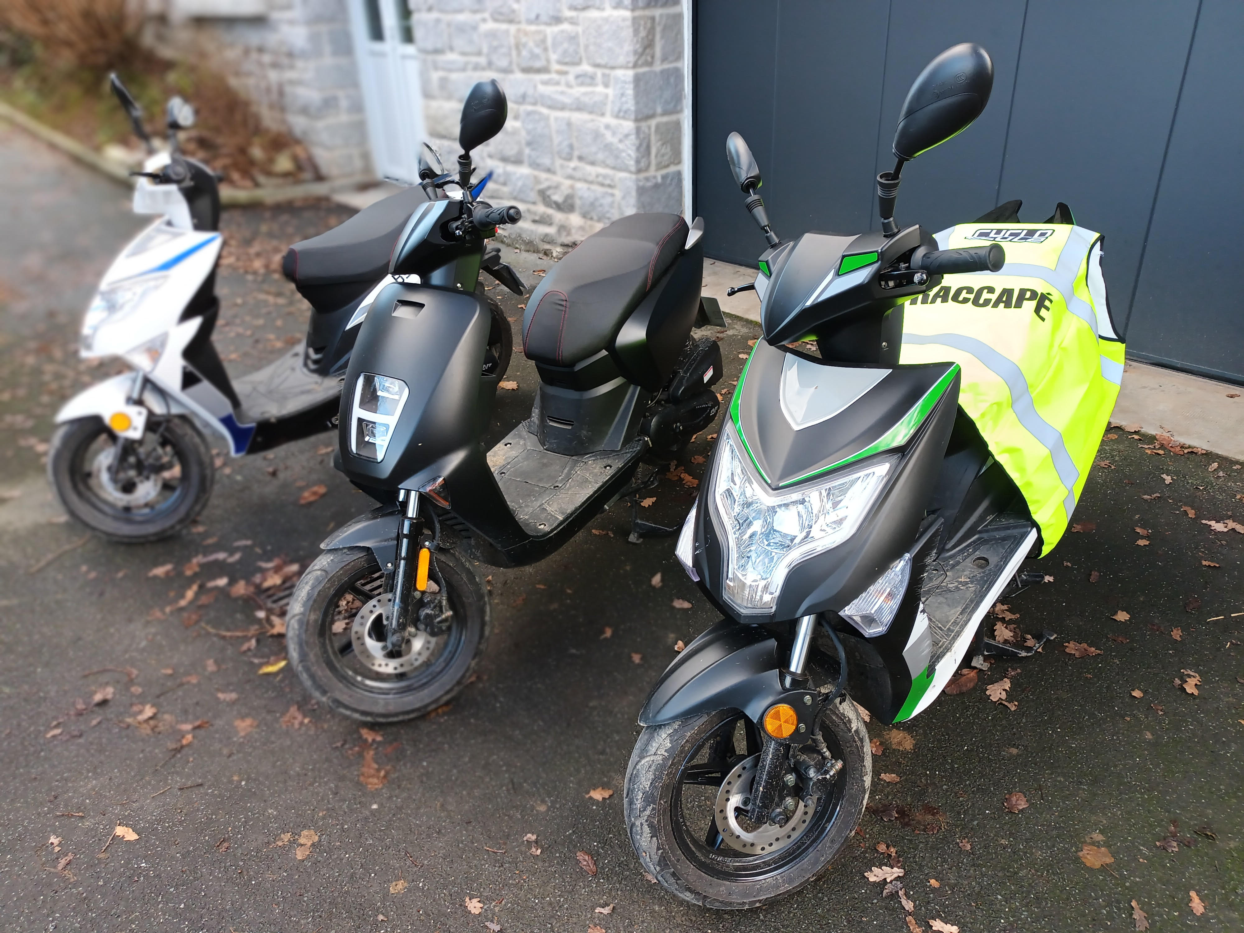 scooter2bis Scooters permis AM et 125 cm3 moto-école Raccapé